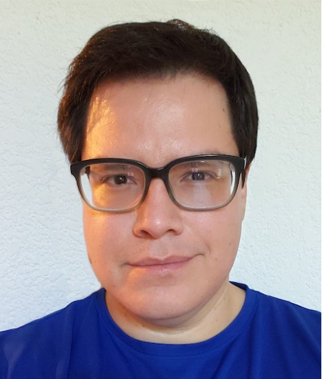 Mtro. Alexander Almogabar